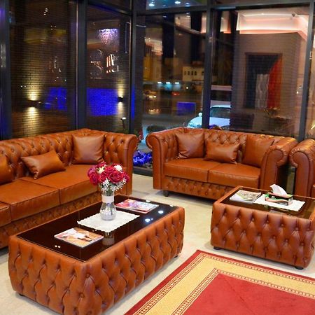 ذا فيفتى ايت السالمية Lejlighedshotel Kuwait City Eksteriør billede